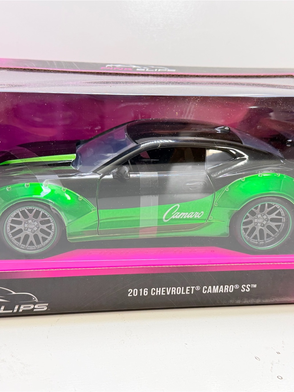 Jada pink slips 2016 Camaro SS Kids Toy Car - Black & Green